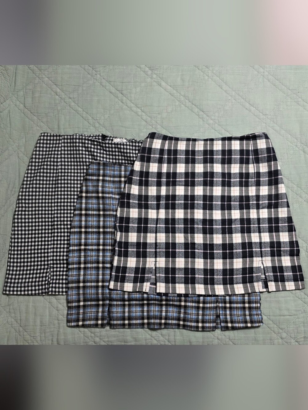 Eyeshadow Mini Skirt Bundle